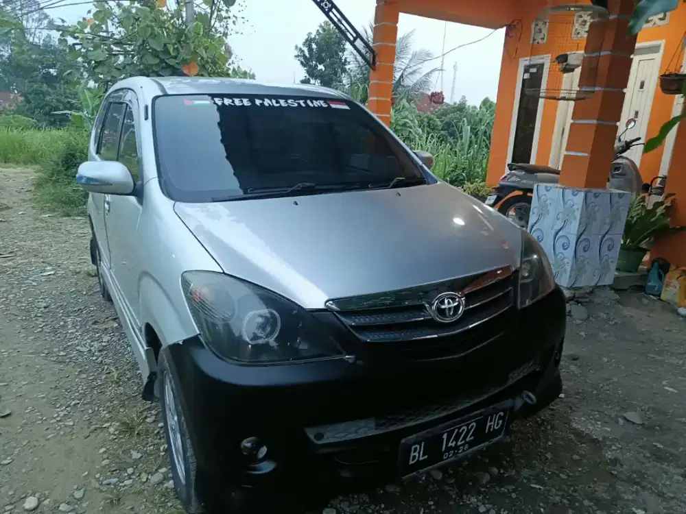 Toyota avanza 1.5 type S tahun 2011