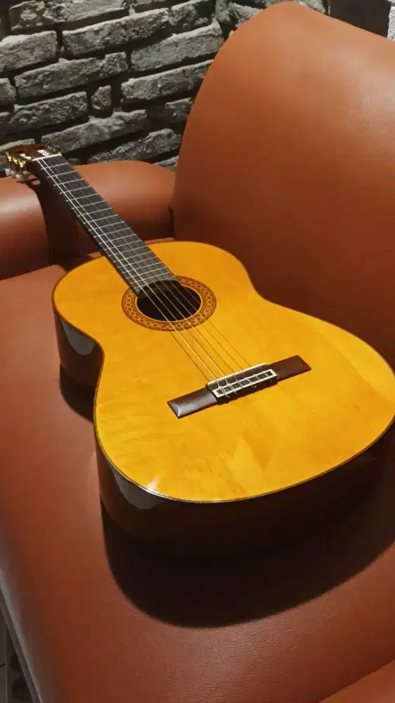 Yamaha Classic Guitar