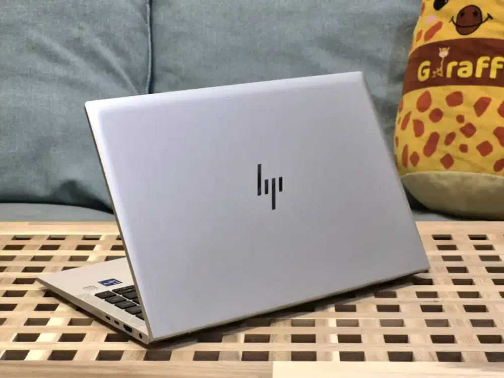 Excellent! HP 840 G8 Thunderbolt Core i7 11th RAM 16GB with Intel IRIS