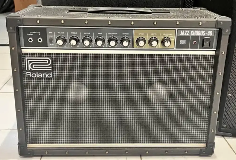 amplifier JC 40 Rolland (jazz corsus)