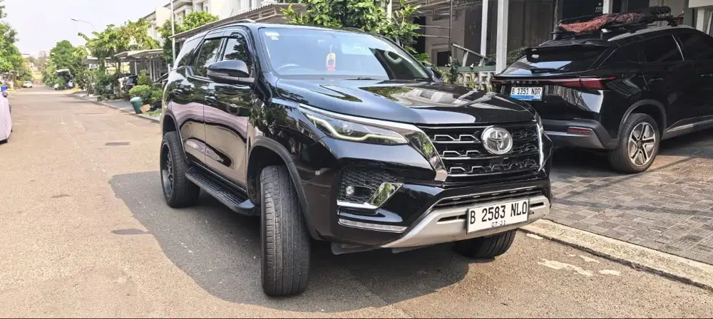 Fortuner Diesel 2.4G AT Upgrade Ban Velg R22
