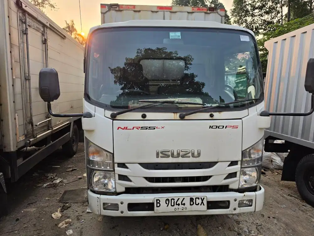 Isuzu Elf CDE NLR mt 2019