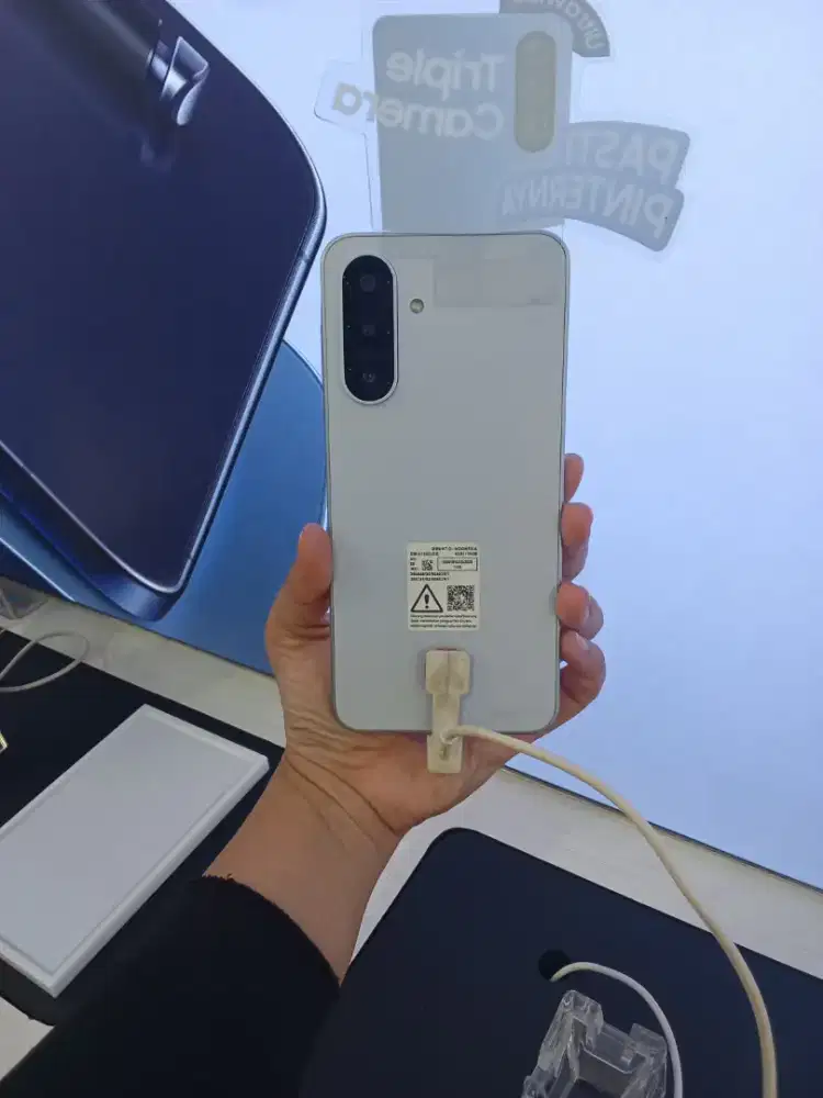 Samsung galaxy A18