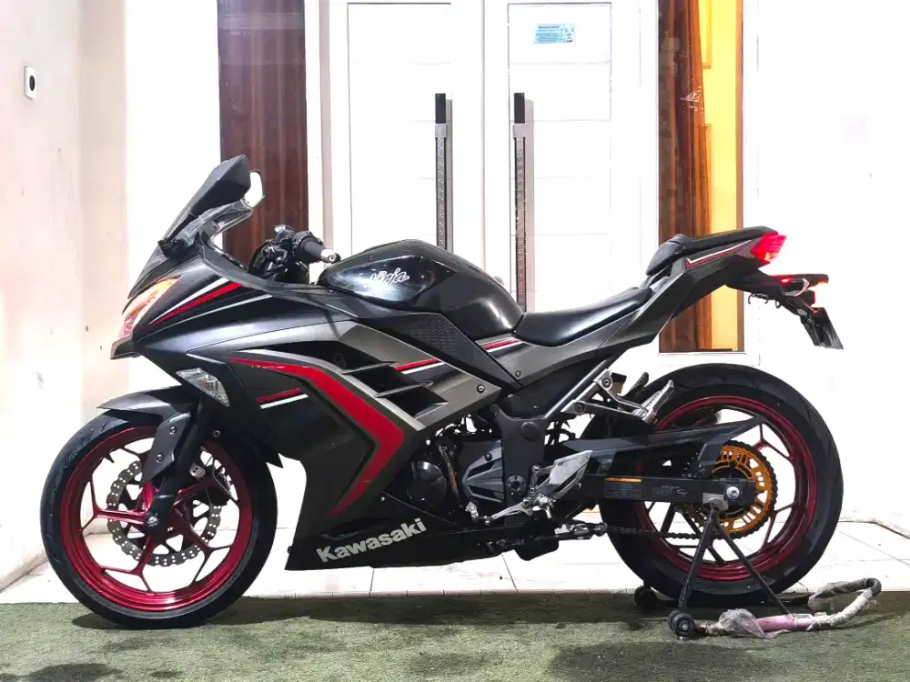 ninja 250 abs SE tahun 2016 low km 24rb/tt boleh cash boleh