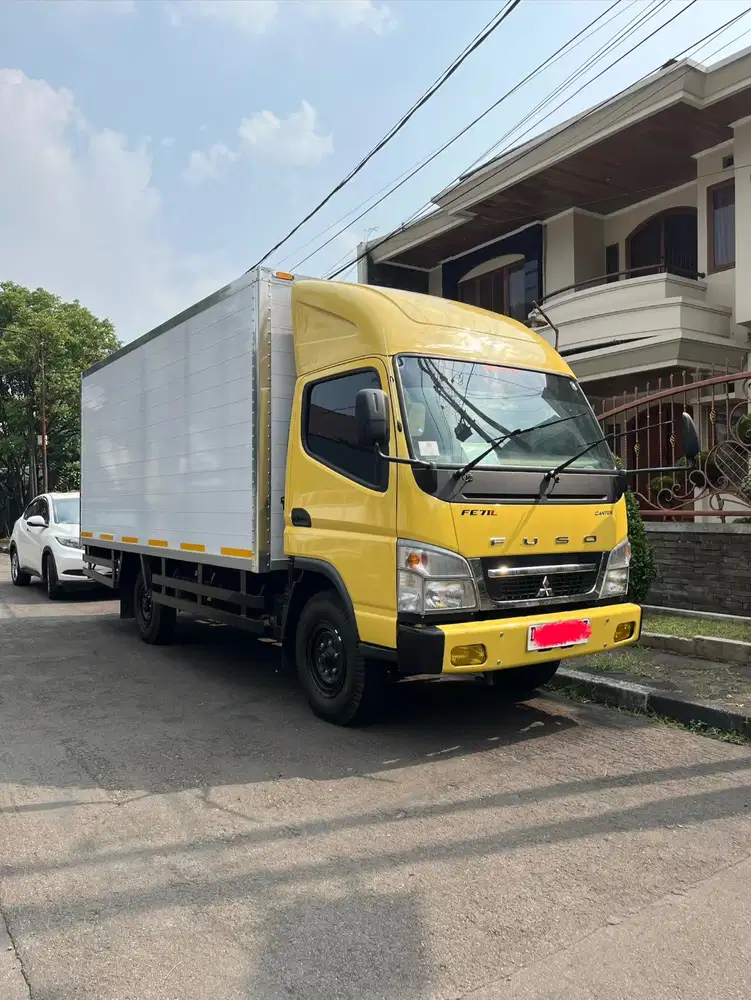 Over kredit FE 71L Mitsubishi Canter tahun 2026