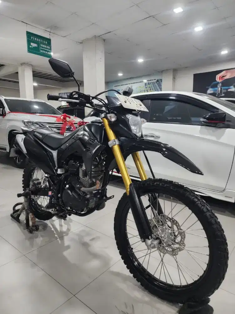 READY CRF 150L 2024