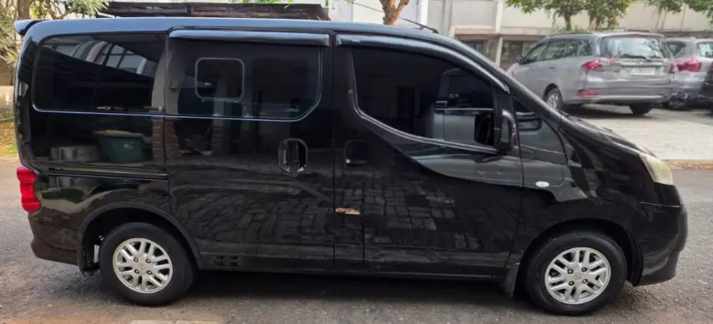 Jual Santai Nissan Evalia Mulus 2012