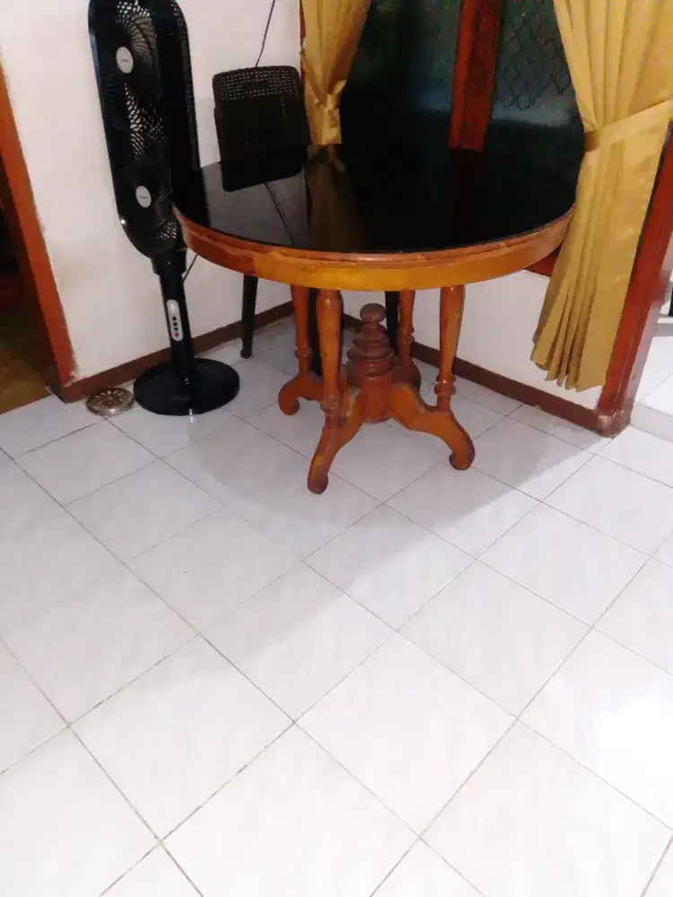 Meja makan kayu jati ori