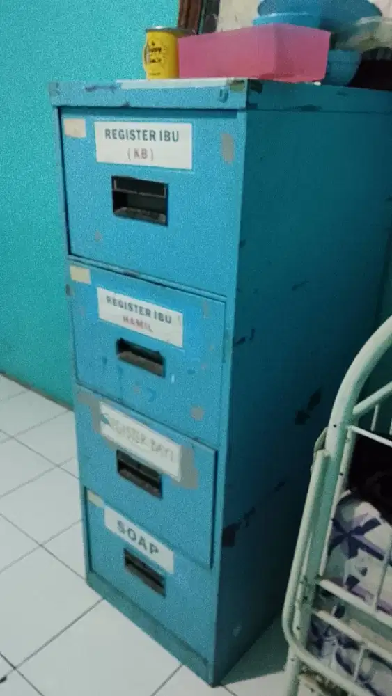 FILLING CABINET BESI 4 RAK