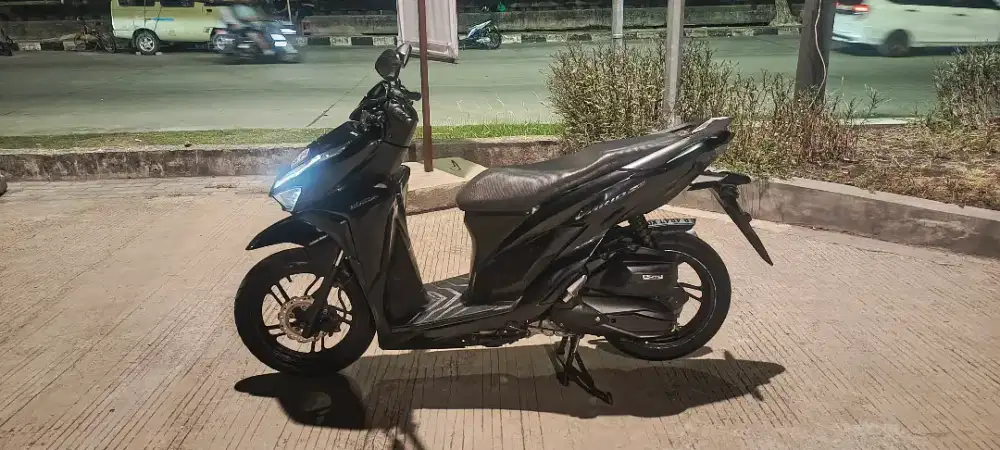 Honda Vario 150cc CBS iss 2019 mulus normal lengkap