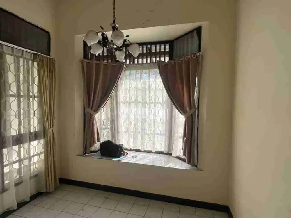 Di sewa rumah di sektor 2 Bintaro Tangerang Selatan