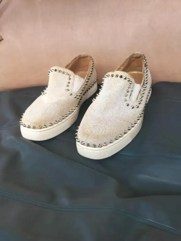 di jual sepatu Christian loubotin size 42