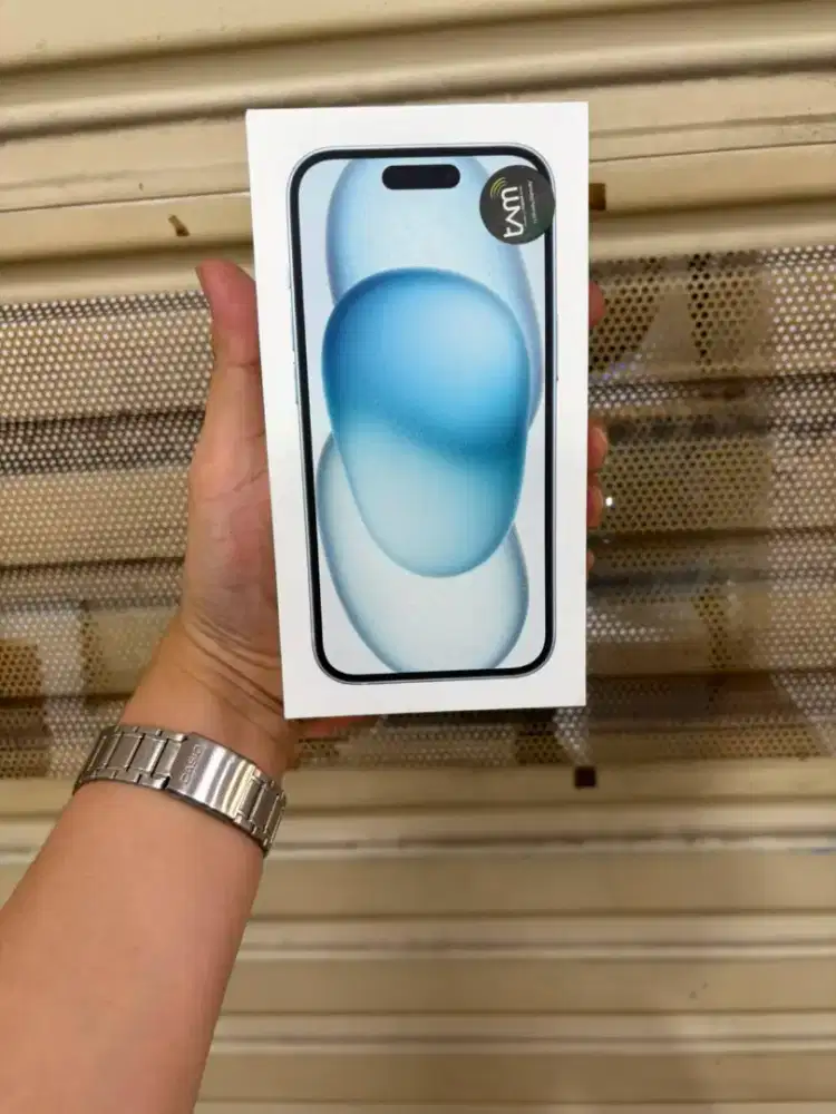 iPhone 15 128GB Baru Segel Box Garansi Resmi iBox