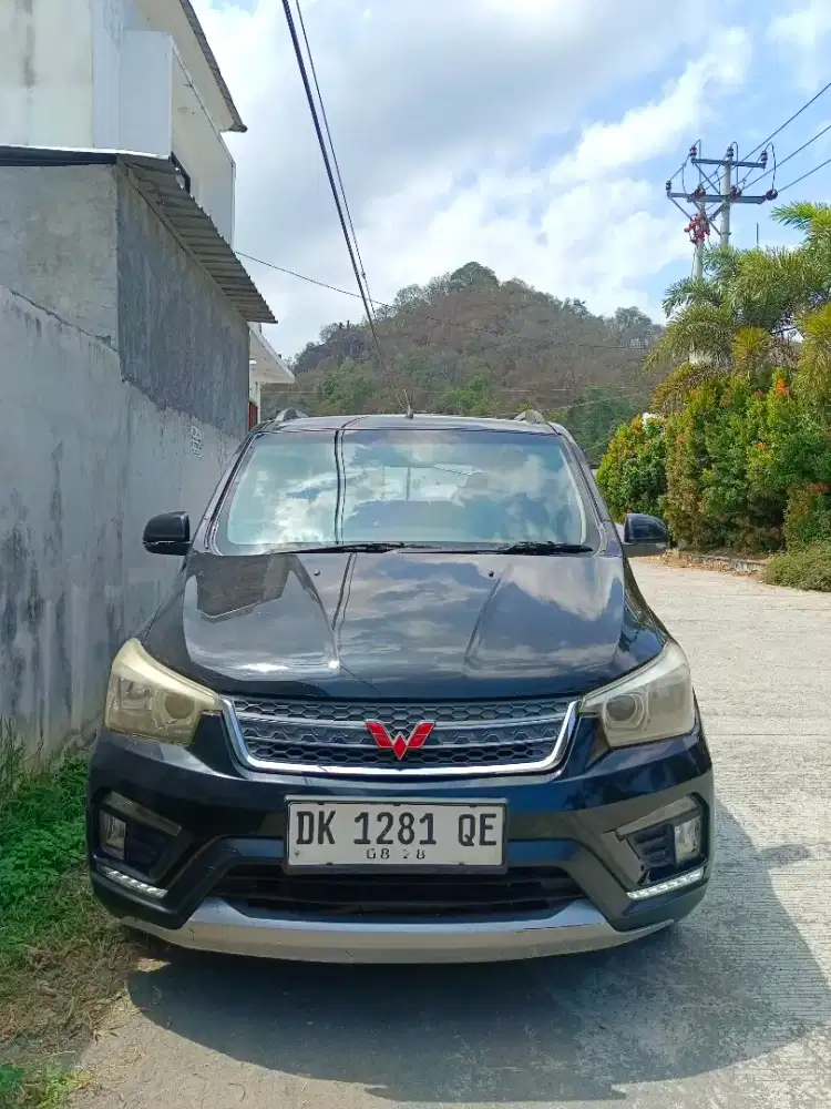 Wuling confero s