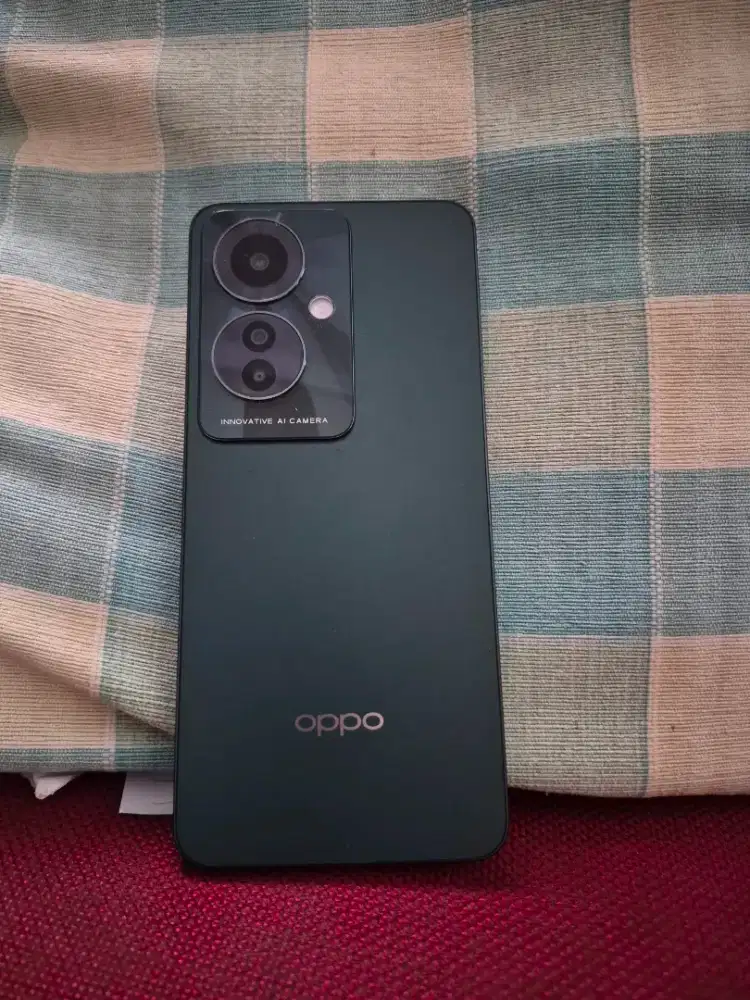 Oppo reno 11f 8/256gb  komplit bonus soft case