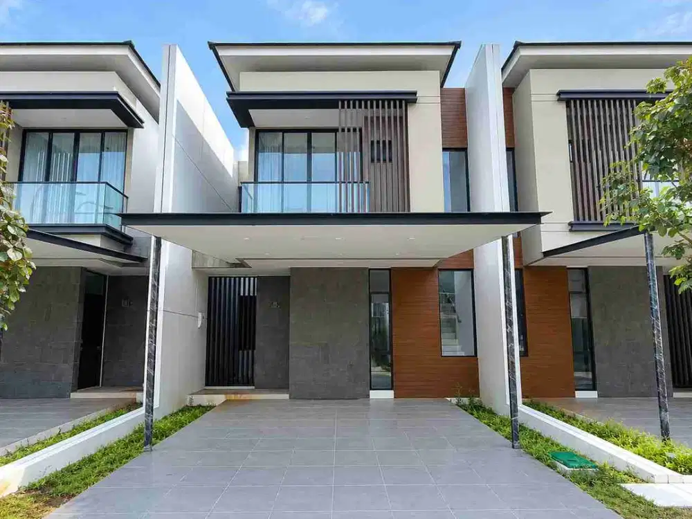 DIJUAL – Rumah Modern 2 Lantai LT 120 m², 5 KT, Carport 2 Mobil di Kuningan Village PIK 2