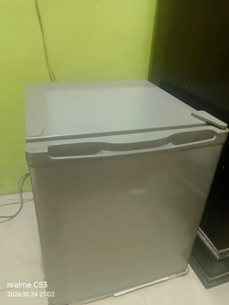 Kulkas mini bar