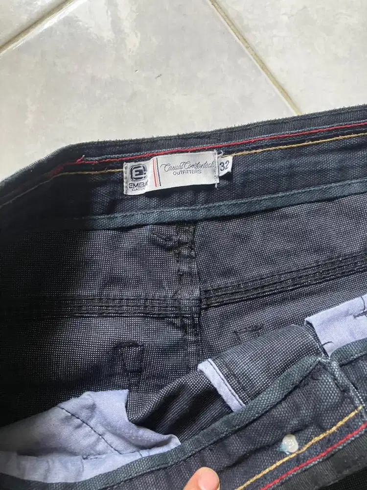 Dijual jeans EMBA