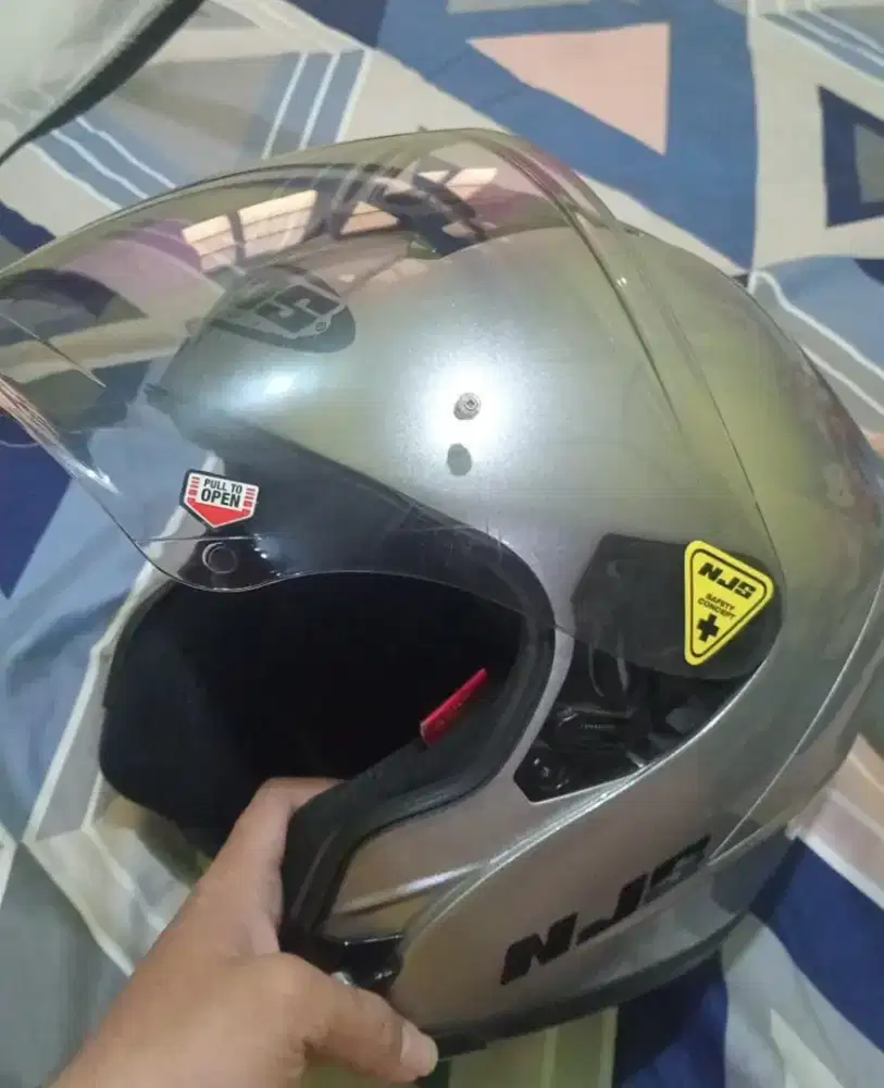 Helm NJS KAIROZ SILVER GLOSY