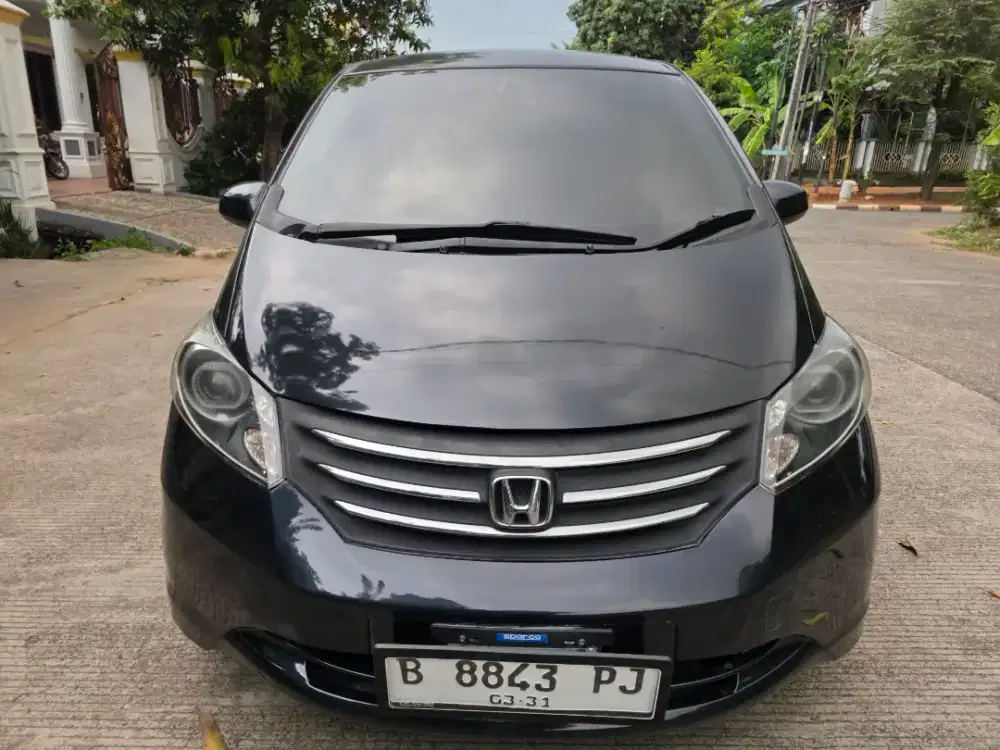 Dijual mobil Honda Freed E PSD 2009 warna black beauty