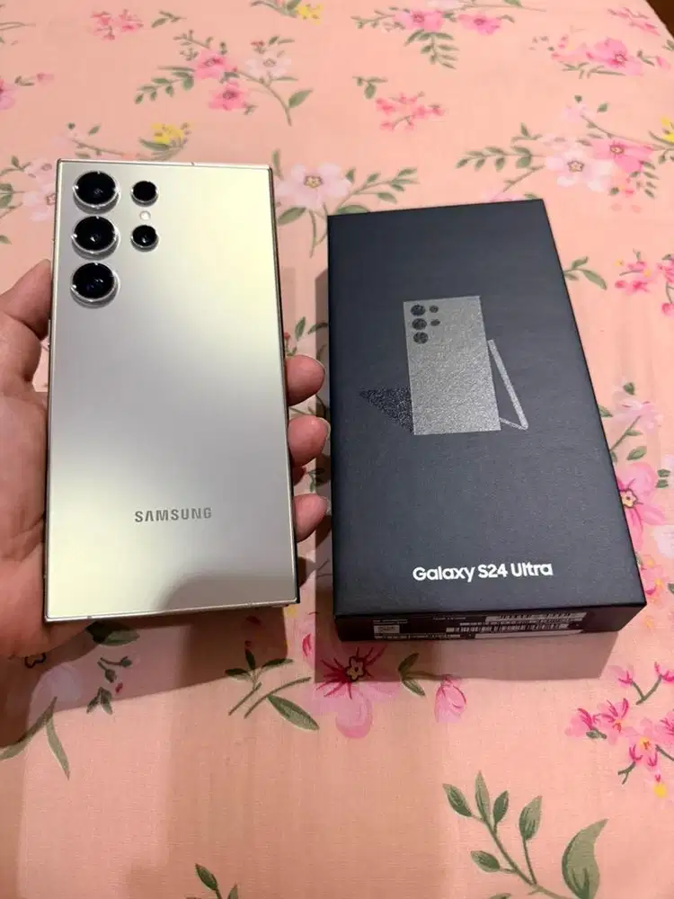 Samsung S24 Ultra 12/512 GB