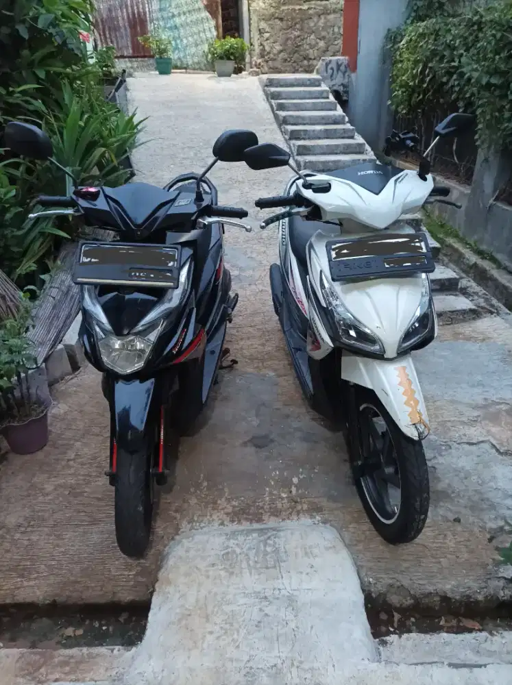 Honda Beat 110 Tahun 2017 dan Honda Vario 110 Tahun 2015