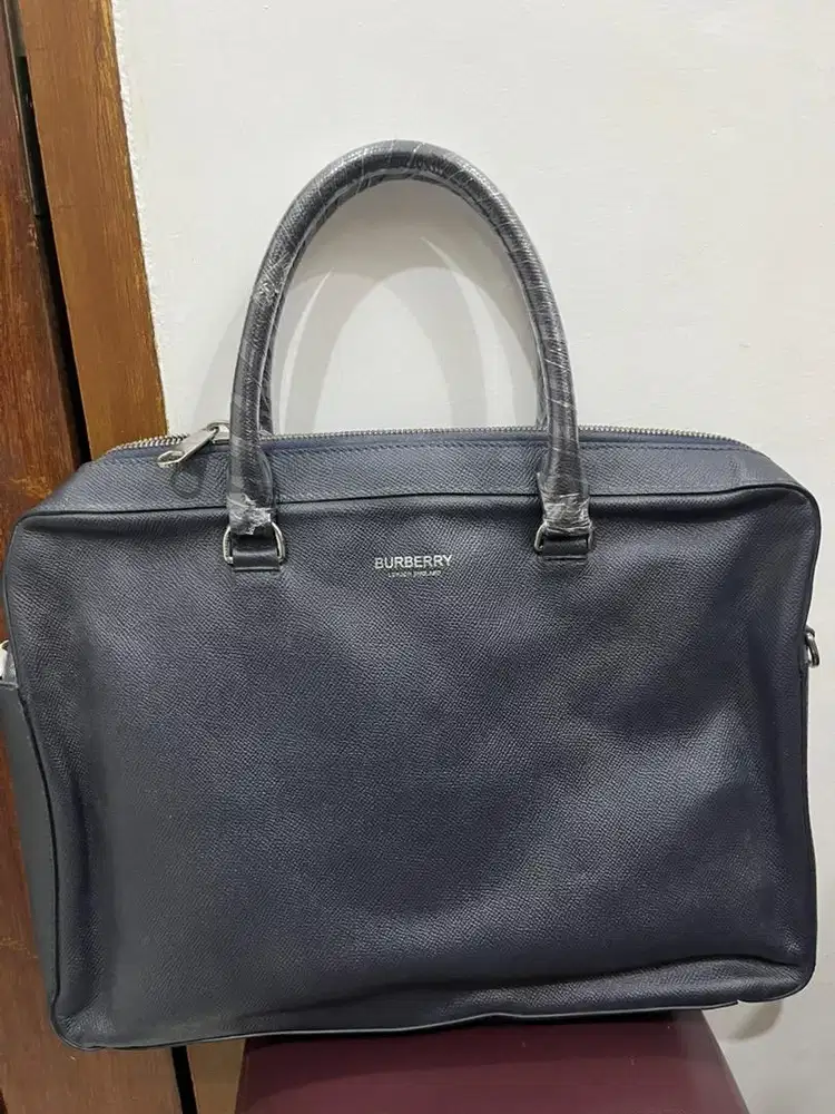 Tas Laptop Burberry