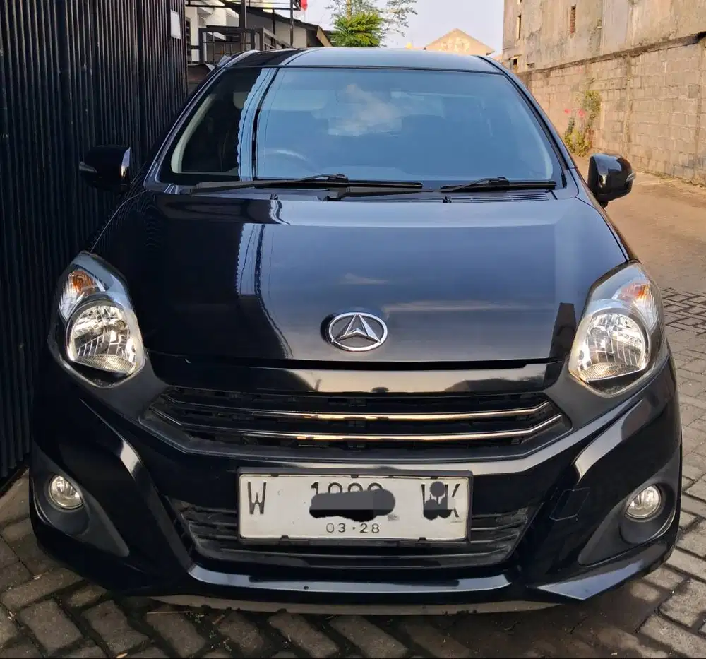 DAIHATSU AYLA 1.0 X A/T 2023 HITAM