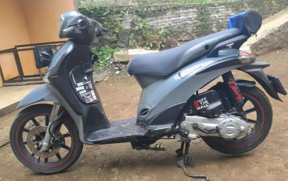 Motor Vespa Matic Liberty 100 AT