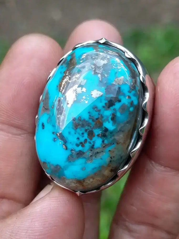Cincin batu pirus persia