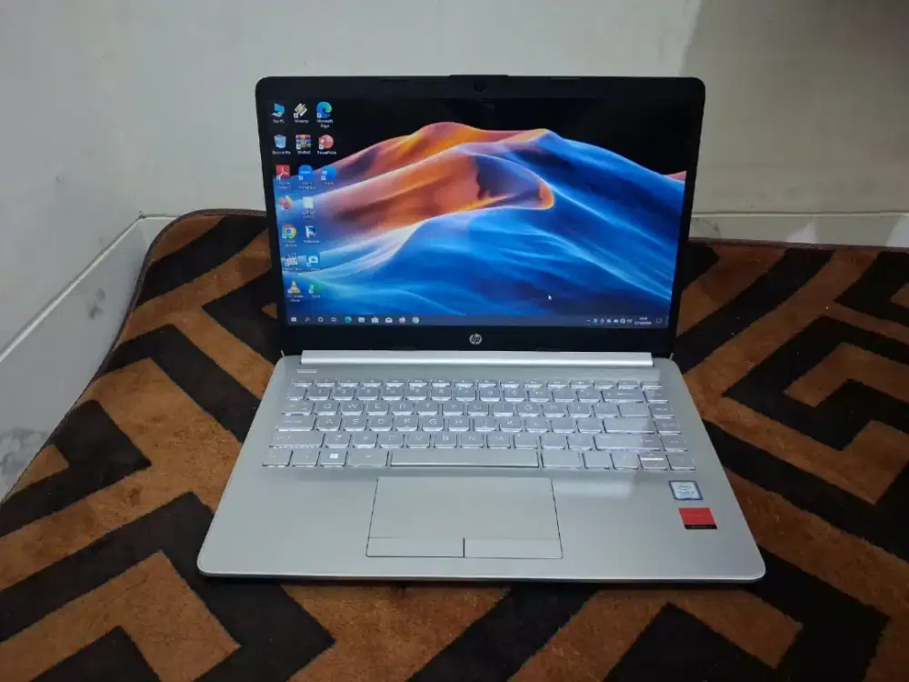 Laptop HP 14s Nominus
