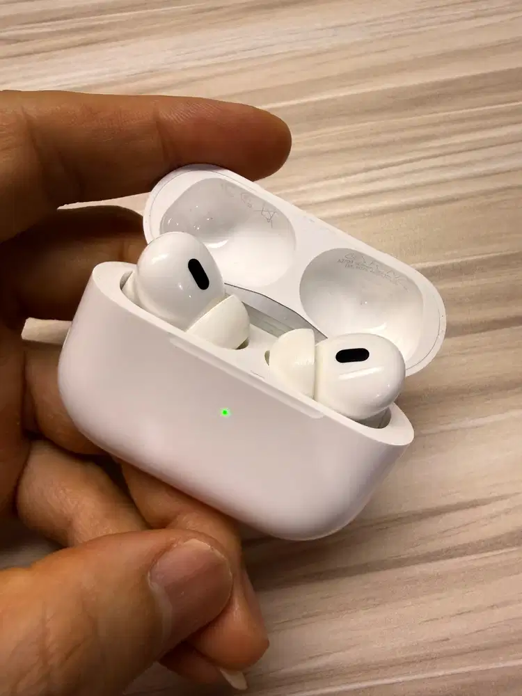 Apple AirPods Pro 2 Gen 2 Lightning Original Second