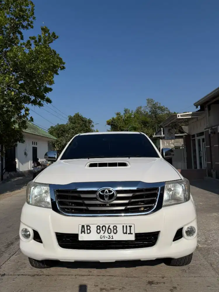 Hilux 2.5g 4x4 manual tahun 2013