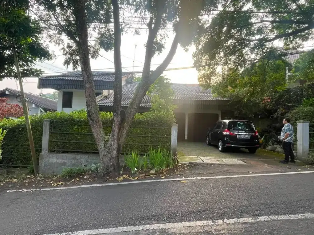 Rumah Luas Murah Asri di Cisitu Ciumbuleuit