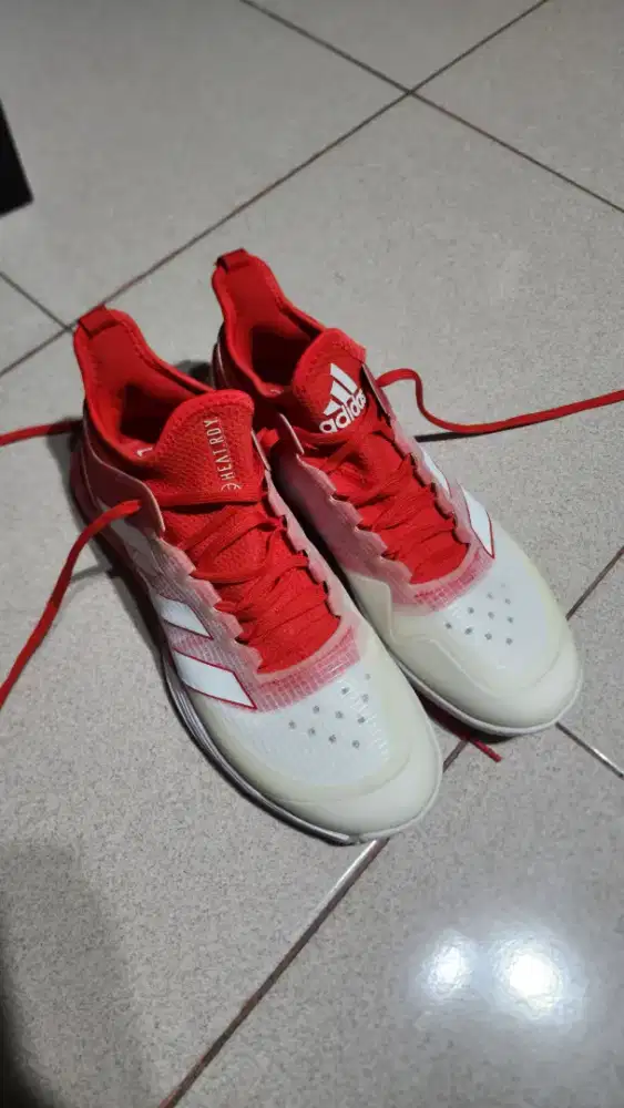 adidas adizero ubersonic 4M