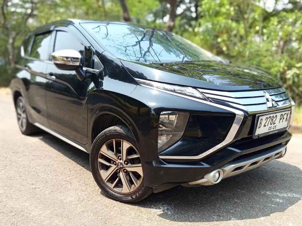 Mitsubishi Xpander 1.5 Ultimate AT 2019 Hitam Sangat Istimewa Sekali