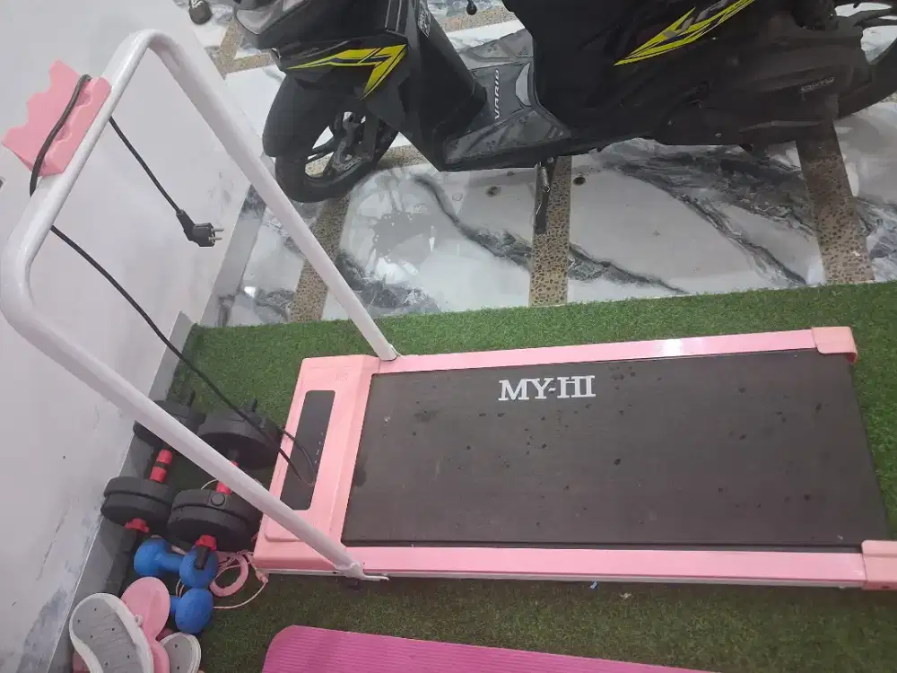 Dijual alat treadmill masih bagus..