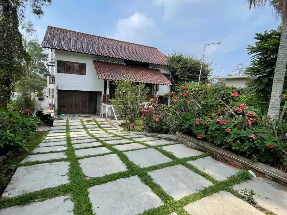 Rumah Hitung Tanah Saja di Budi Indah Bandung