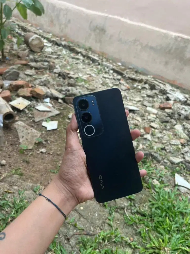 Vivo y19s ram4+4/64