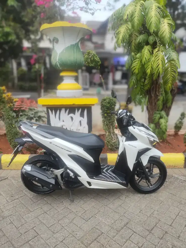 Vario 150 tahun 2020 putih sangat terawat