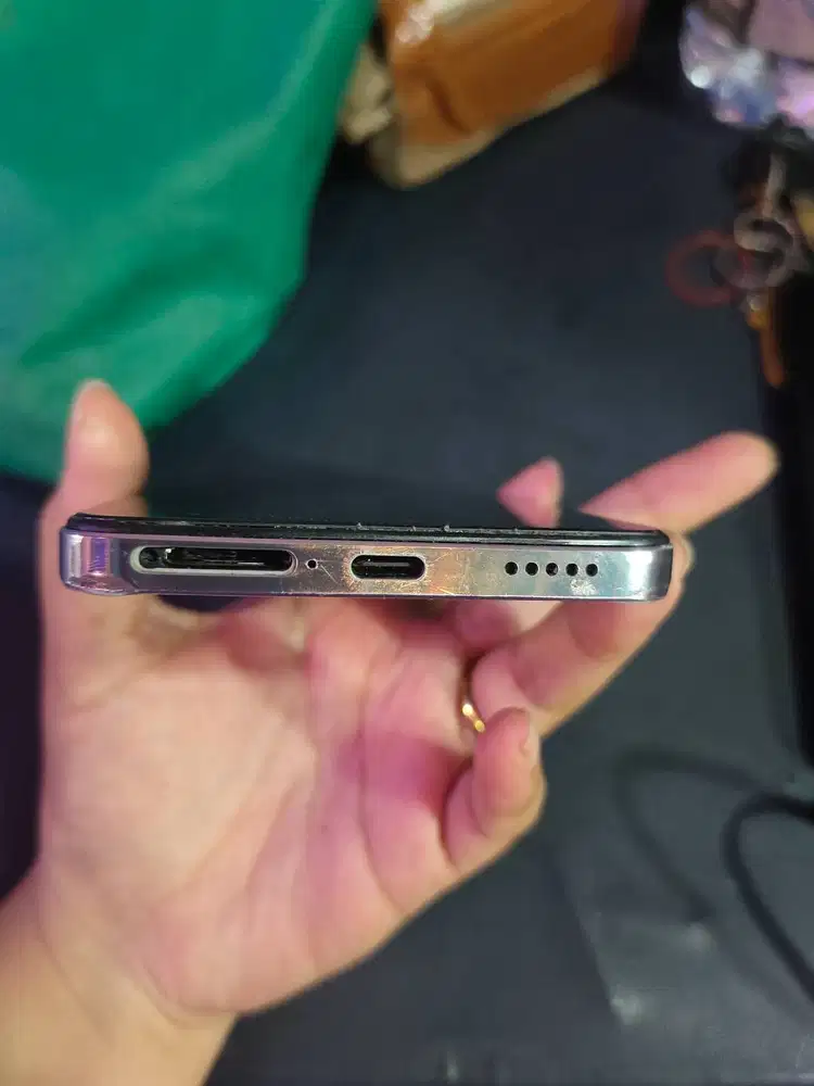 Vivo y100 4g ram 8/128gb