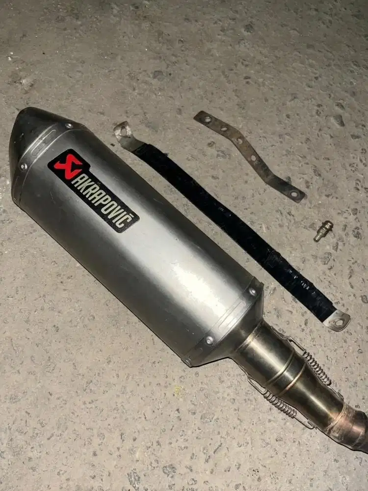 Jual BU Knalpot Akrapovic Fullsystem Replica