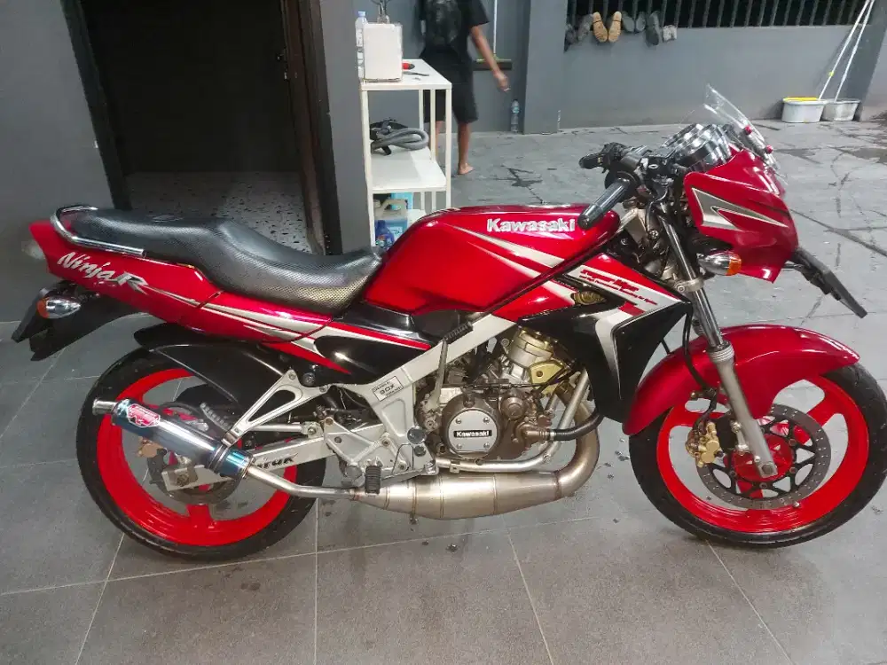 Ninja R 2010 pajak on standaran