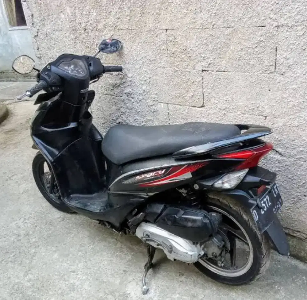 jual motor Honda spacy surat lengkap kondisi chat aja