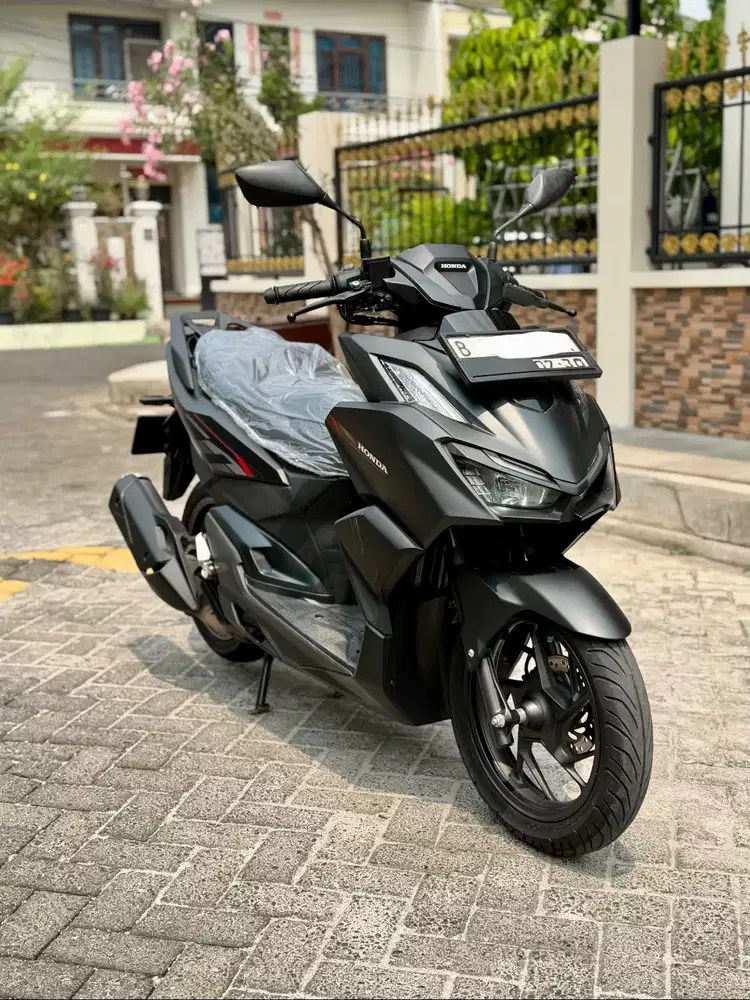 KM 1 RB ! HONDA VARIO 160 CBS TH 2025 PAJAK 07-2026