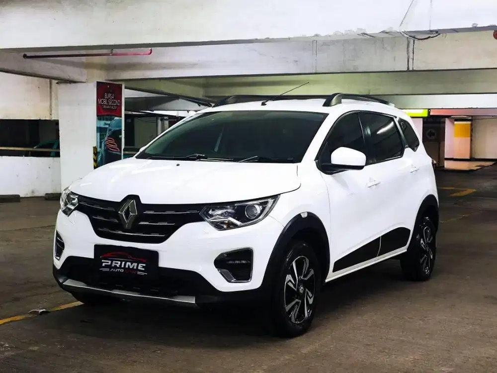 KM 30 RB‼️LIKE NEW‼️RENAULT TRIBER 1.0 RXZ AT 2021