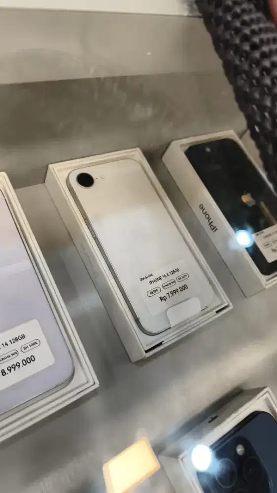 IPHONE 16E RESMI