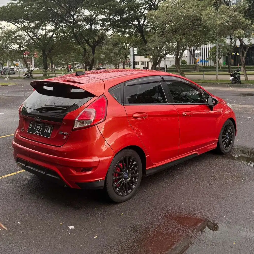 Ford Fiesta 2012 Bensin