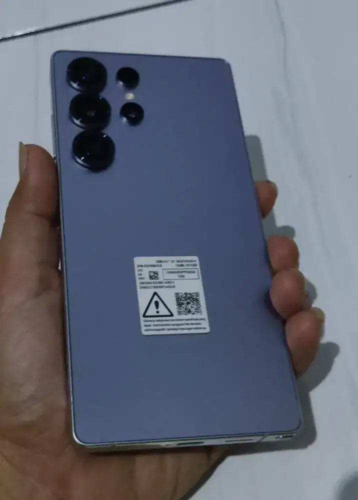 Samsung S25 ultra 12/512 sein