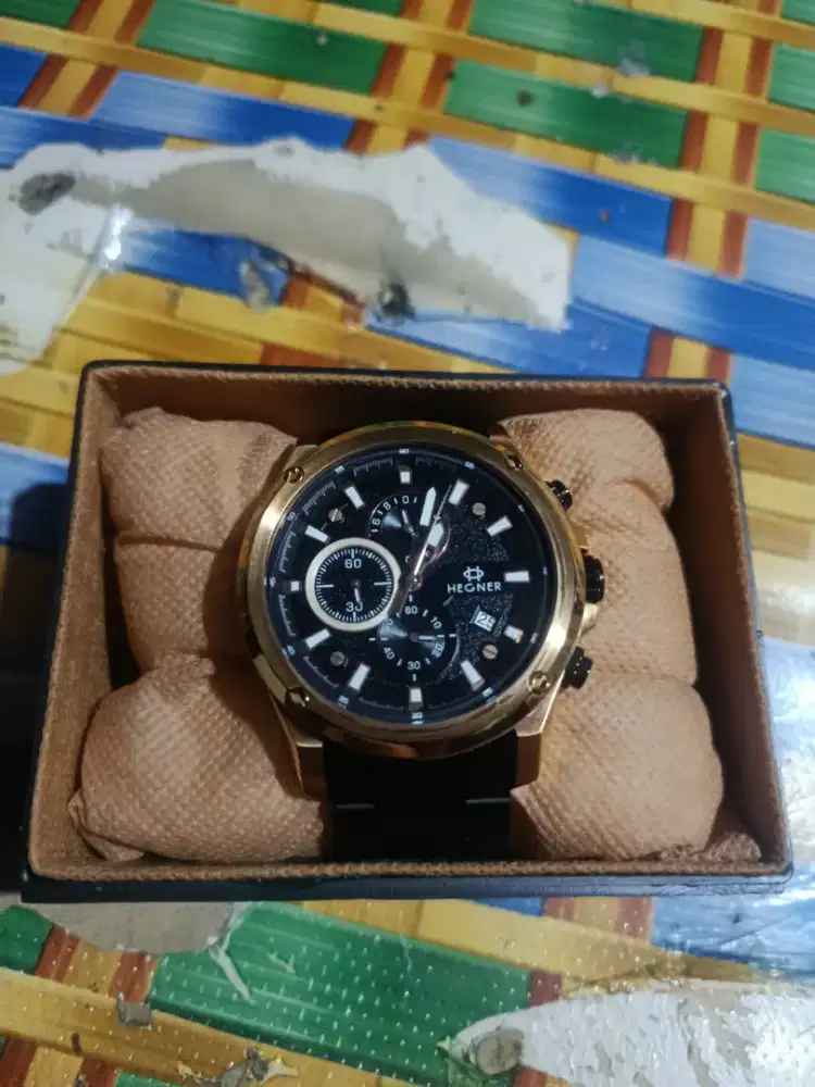 Jam tangan merk hegner